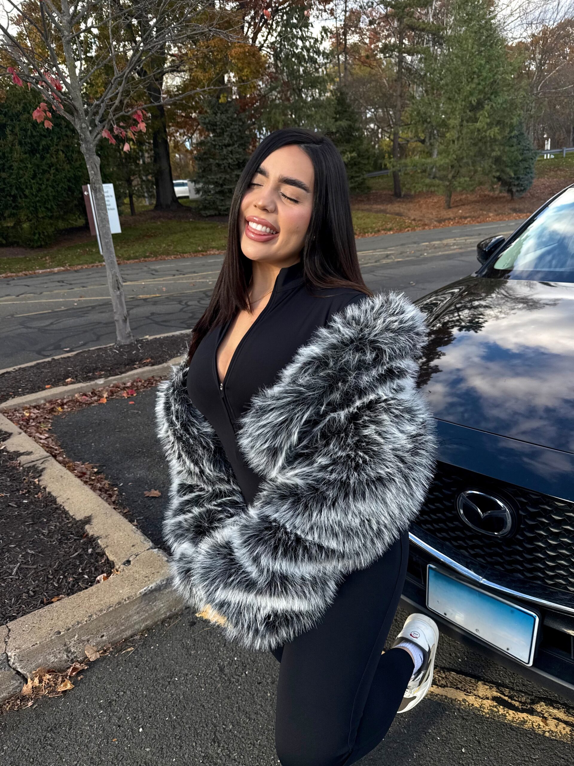 Facetune_06-11-2025-02-16-24