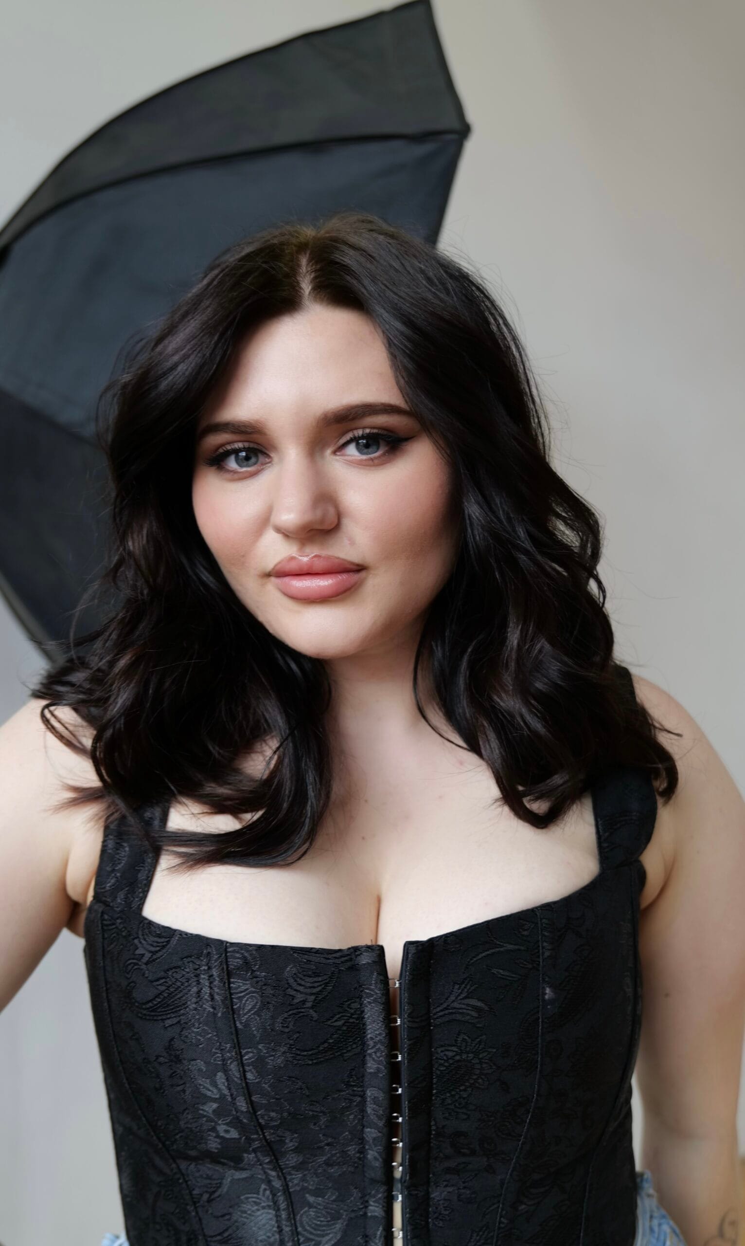 Facetune_24-03-2025-09-05-11